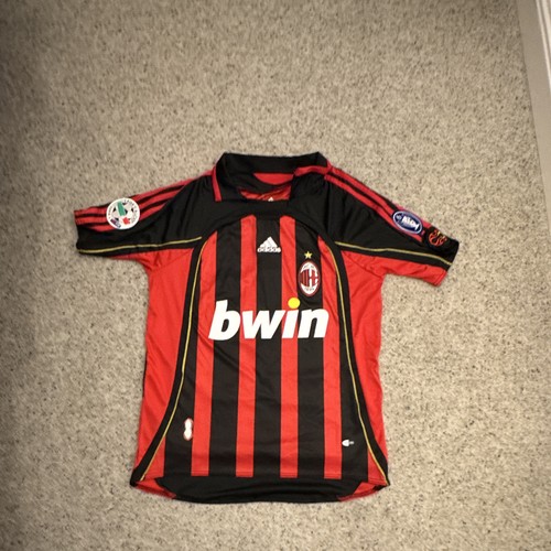 Milan retro home - 06/07,